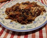 Foto del paso 11 de la receta: Emperador con cebolla caramelizada, champiñones rodajas de tomate con un toque de vino blanco