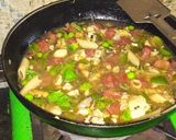 A picture of step 6 of Chicken pasta with green vegetable soup.