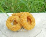 Foto langkah ke 6 dari resep Onion Ring a.k.a bawang bombay goreng kriuk.