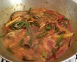 পেঁয়াজকলি দিয়ে ট্যাংরা মাছ(piyajkoli diye tangra mach recipe in Bengali) রেসিপি ধাপ - 3 ছবি