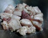 Hình bước làm 1 của món Cà tím kho Ba rọi...!