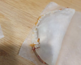 Foto del paso 3 de la receta: Empanadillas de atún, huevo, pimiento y olivas