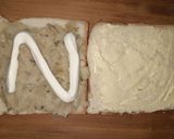 A picture of step 2 of Eggs wrapped Pasta Sandwich.