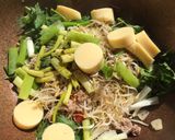 รูปขั้นตอนการทำที่ 1 ของ ผัดถั่วงอกหมูสับเต้าหู้ไข่ คีโต