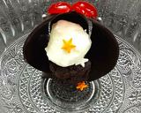 A picture of step 7 of Melting Chocolate Flower Dessert !!.