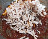 Foto langkah ke 4 dari resep Ayam suwir Bali kemangi.