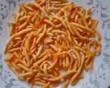 A picture of step 3 of Mung Bean Sprout Chat.