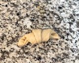 Foto del paso 5 de la receta: Medialunas de manteca