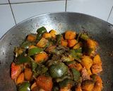 A picture of step 18 of Aloo Capsicum.