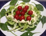 Foto del paso 2 de la receta: Ensalada de Apio Rúcula (berro)Tomate