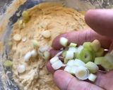 A picture of step 5 of Easy Okonomiyaki.