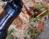 A picture of step 10 of Rice vermicelli stir fry.