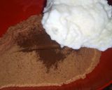 A picture of step 4 of Nariyal Swiss Roll.