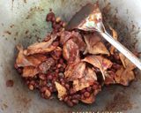 Foto langkah ke 4 dari resep Balado Ikan Asin Bilis & Kacang Tanah.