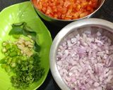 मिसळ पाव (misal pav recipe in marathi) रेसिपी स्टेप 2 फोटो 