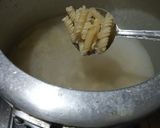 হোয়াইট সস্ চিকেন পাস্তা (White sauce chickenpasta recipe in Bengali) রেসিপি ধাপ - 1 ছবি