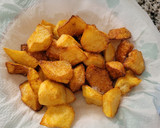 Foto del paso 2 de la receta: Patatas bravas, rápidas para aperitivo