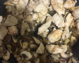 Foto del paso 3 de la receta: Espaguetis integrales con salsa de remolacha y mostaza