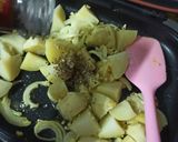 Foto langkah ke 3 dari resep Potato Oregano.