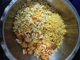 ચટપટી ભેળ (Chatpati Bhel Recipe In Gujarati)