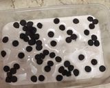 A picture of step 5 of Chocolate chip ice cream.