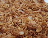 Foto langkah ke 3 dari resep Bawang Goreng Anti Gagal minim Minyak.