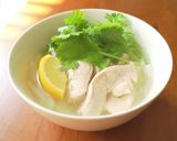 Foto del passaggio 4 della ricetta Phở Ga - Zuppa di noodles vietnamita con pollo