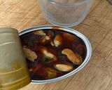 Foto del paso 3 de la receta: Huevos rellenos de mejillones en escabeche!!!