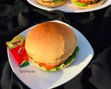 A picture of step 16 of Shredded chicken burger.