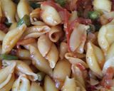 A picture of step 3 of Shell pasta.