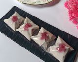 Foto langkah ke 8 dari resep Kue Bugis Mandi Merah Putih Tanpa Kentang Tanpa Ubi Rambat.