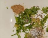 A picture of step 2 of Omelette Paratha..