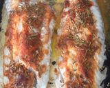 Foto del paso 2 de la receta: Salmón blanco al tomillo con ensalada de rúcula
