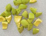 A picture of step 1 of Avocado and Banana Smooth.