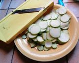A picture of step 1 of Zucchini Frittata.