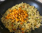 વેજી પનીર ફ્રાઈડ રાઈસ (Veg. Paneer Fried Rice Recipe In Gujarati) રેસીપી સ્ટેપ6ફોટો
