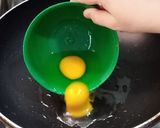 A picture of step 1 of Eggs Fried Rice.
