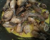 Foto langkah ke 5 dari resep Opor Ayam Bumbu Kuning.