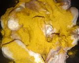 Foto langkah ke 2 dari resep Ayam ungkep kuning.
