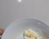 Foto langkah ke 4 dari resep Bolu Ketan Hitam Keju Lumer.