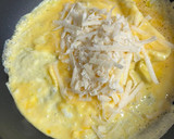 Foto del paso 3 de la receta: Bocata de tortilla francesa con parmesano ¡un descubrimiento!