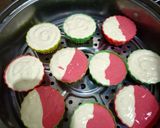Foto langkah ke 6 dari resep Bolu Kukus Merah Putih.