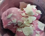 A picture of step 2 of Strawberry ice cream.