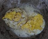 Foto langkah ke 3 dari resep Telor Ceplok Kecap.