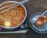 Foto langkah ke 5 dari resep 154. Rabokki egg (Ramyeon+tteobokki telur).