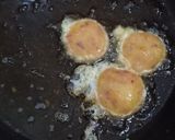 Foto langkah ke 3 dari resep Perkedel kentang kornet.