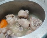 Foto del paso 1 de la receta: Frijoles con patitas de cerdo