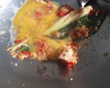 Foto langkah ke 3 dari resep Nasi Goreng Daun Mengkudu.