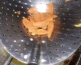 Foto langkah ke 2 dari resep Keripik Sosis.