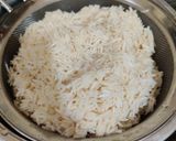 A picture of step 1 of Spicy Chicken Pulao.
